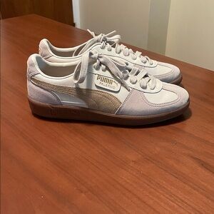 PUMA Palermo Leather sneakers with rubber sole in cream and sand